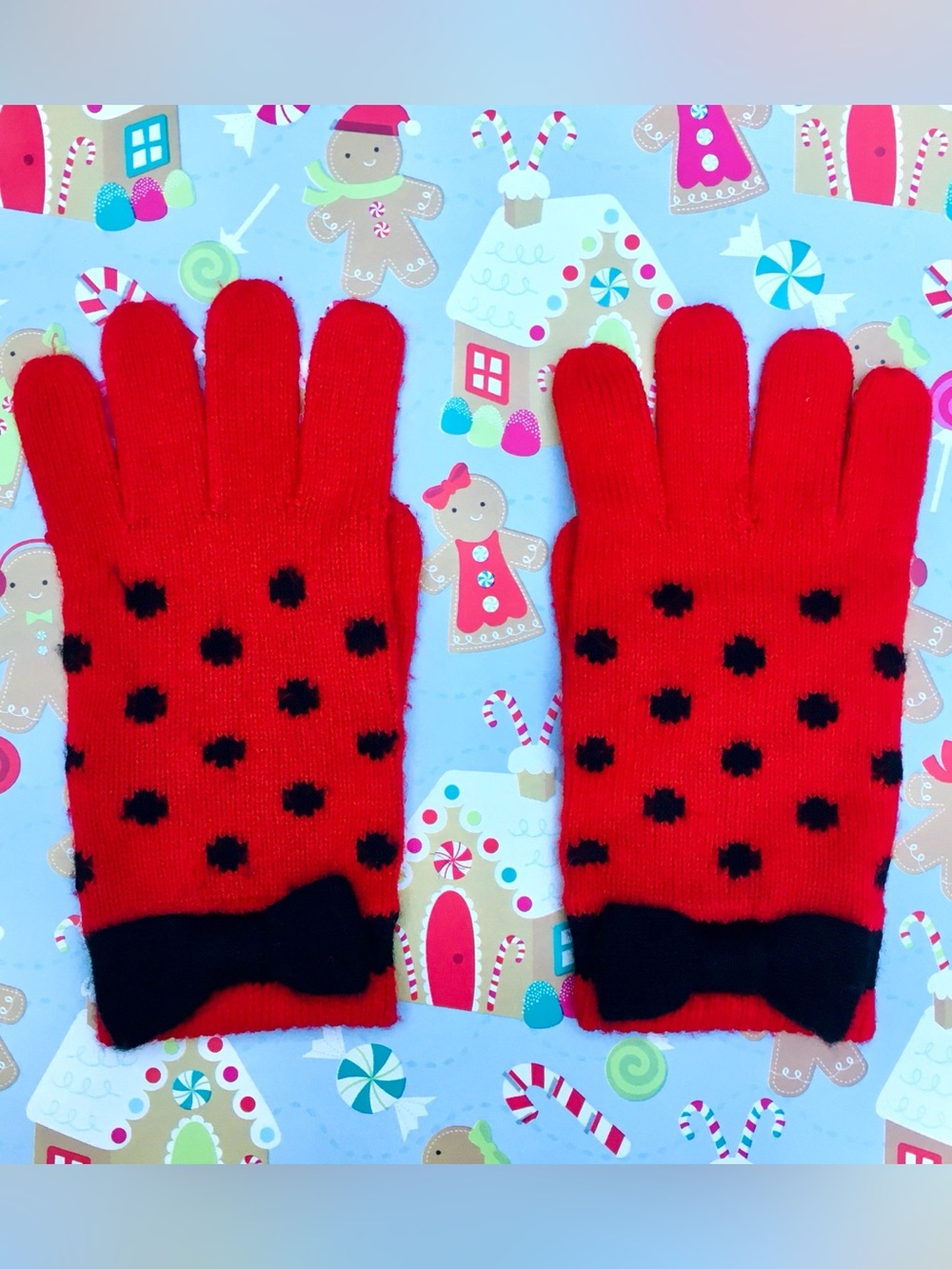 Disney ❉ Minnie Mouse Inspired Red & Black Bow Polka Dot Gloves